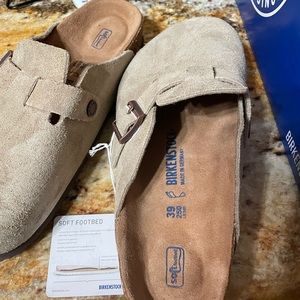 Birkenstocks Boston Clog size 39 regular width brand new